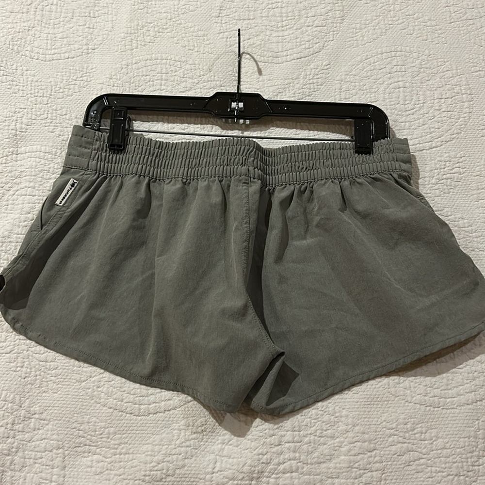 Tunaskin Large Women’s shorts - Picture 3 of 7